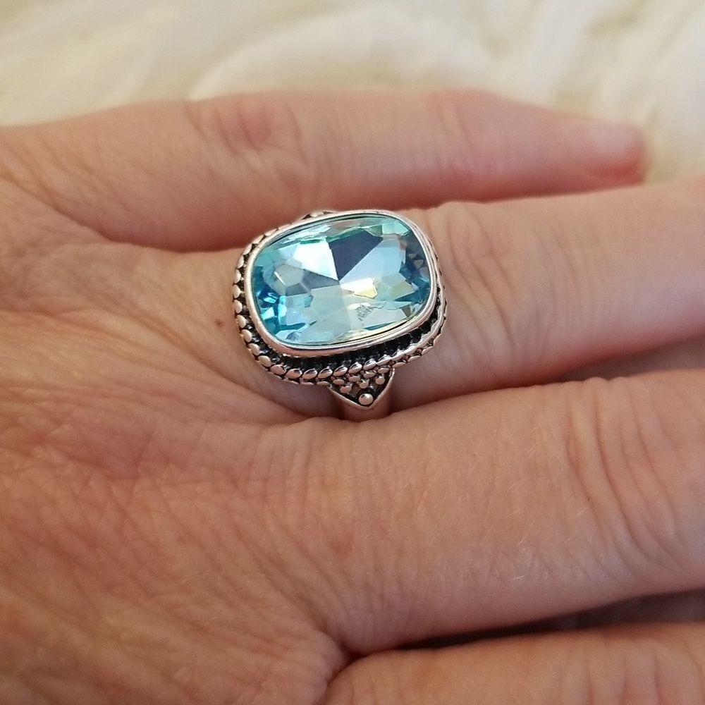 Ocean blue silvertone band size 8